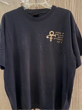 Black Graphic Short-Sleeve Tee with Gold Emblem - Act I